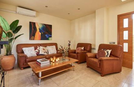 Villa Sitges Ilusión 15 minutes by car from Sitges Sleeps 16 people XXL swimming pool - Foto 36