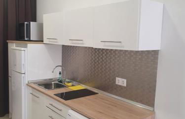 PISO ESTUPENDO a 3 min de la ESTACION DE TREN AVE y BUS - Photo 11