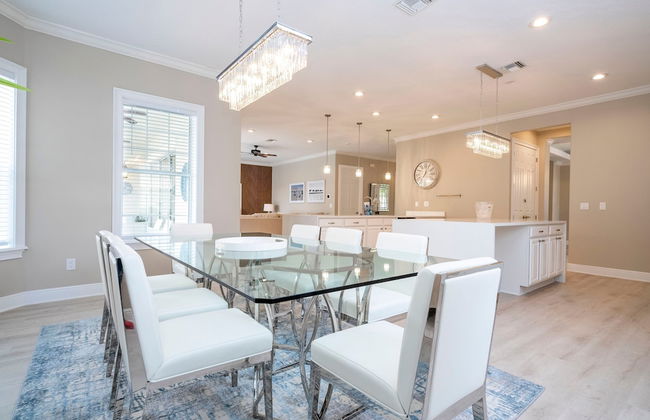 7516 Luxury Home 5BD Perfect for Your Family - Foto 23