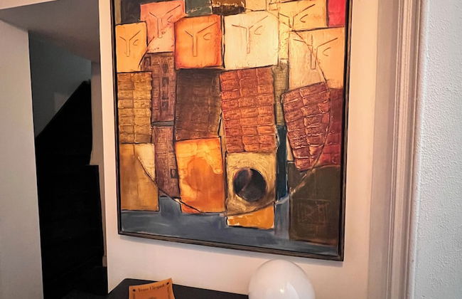 Chic Comfortable Loft and Natural Light - Photo 9