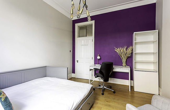 Elegance in Westminster: Victoria Vibes Apartment - Foto 1