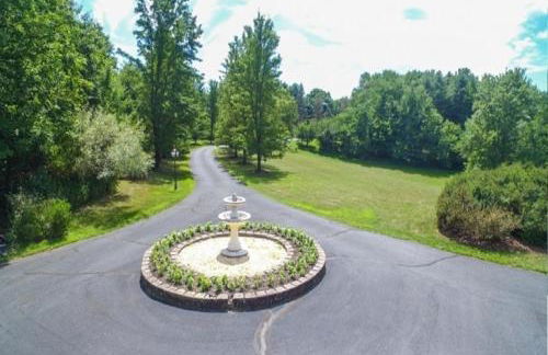 13-Acre Private Estate, Private Lake, Private Golf Range, Private Forest & Hiking Trails - Foto 64