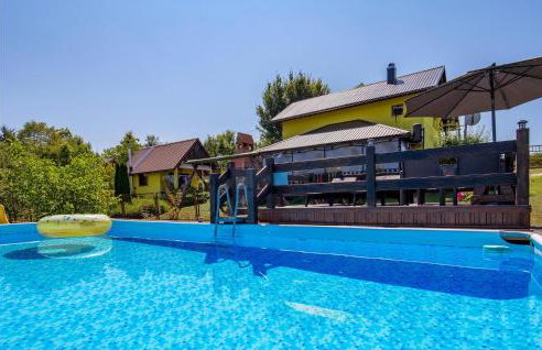 2 Bedroom Beautiful Home In Plaski - Photo 2