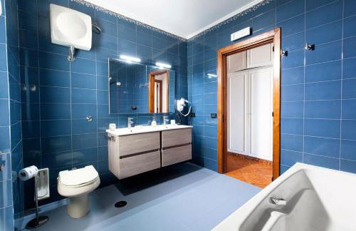 Appartamento in Villa con Terrazzo e Vista Golfo - Foto 20