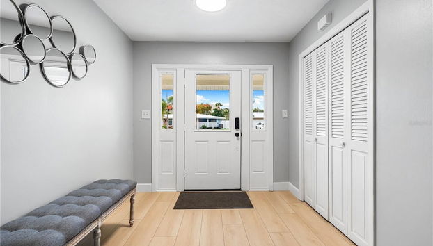 Entrada (vista interior)