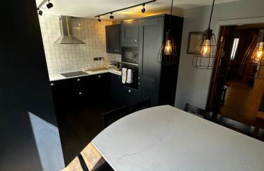 Ty Hapus Central Beaumaris - Photo 7