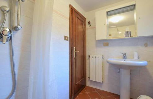 2 Bedroom Beautiful Home In Massarosa - Foto 23