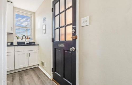 Camden's Charm Walking Distance Stadium, Convention, Univ of MD Downtown - Foto 8