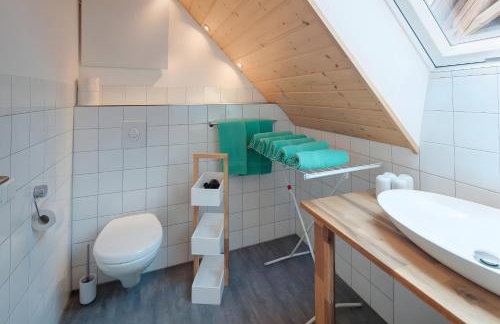 Hof in L i e b e s d o r f - Akelei - Photo 8