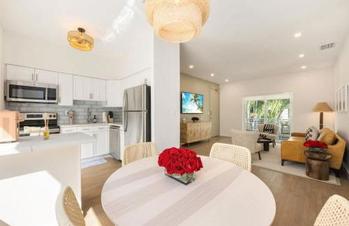 Lux Designer Apt 2BR and 2BA in Heart of Miami Beach - Foto 2