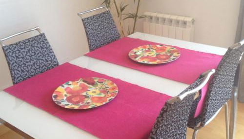 Atico, Piscina, AC, WI-FI y Parking Gratis, Gran Terraza, VUT 47-79 - Foto 2