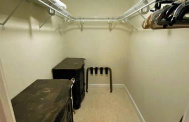 Deerfield Beach heated pool house - Photo 25