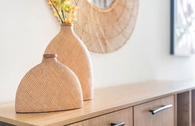 Luxury 2BR at Harbour Gate - Photo 8