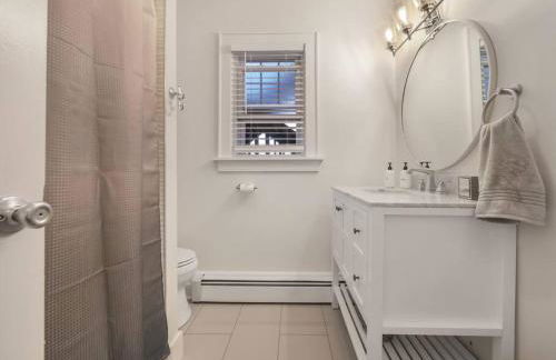 MidCentury Mod Suite, Hudson River/Mt Beacon Views - Foto 14