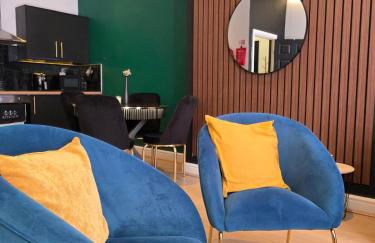 Deluxe 2BR Apartment Near City Center - Sleeps 6 - Foto 30