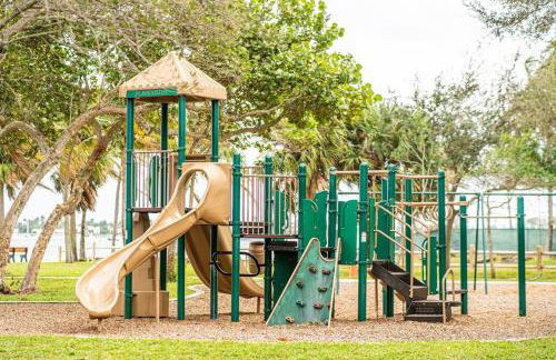 Designer spot - No Extra Fees - Palm Wave Says - Foto 3