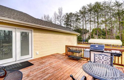 Browns Summit Vacation Rental with Fire Pit! - Photo 26