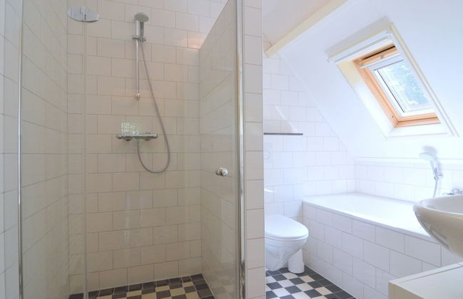 Cozy Holiday Home in Zelhem near Forest - Photo 7