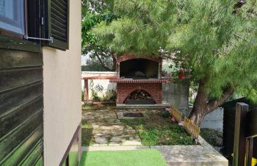 Charismatic Garden Cottage with Sea View - Foto 38