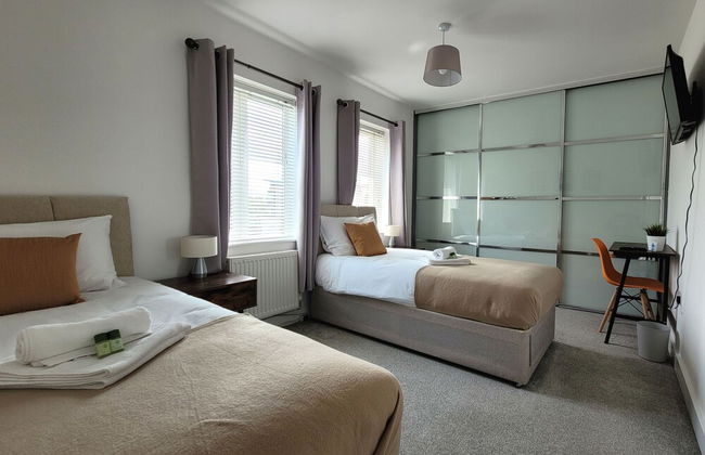 House of 4 Chimneys by Your Lettings UK - Photo 8