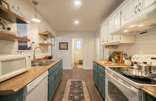 Vintage Vogue Suite, Patio Fire Pit Grill, WI-FI - Foto 7