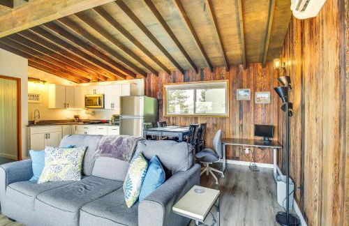 Ocean-View Oregon Coast Vacation Rental with Deck - Foto 3