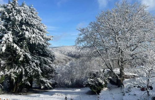 Elegant retreat with mountain panorama and tranquility - Foto 6