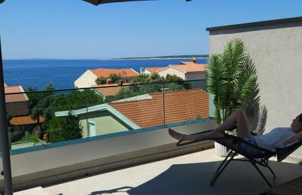 Blue Moon Apartment, now with Jacuzzi - Photo 27