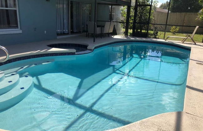 Parsley · New! Luxury, Near Disney & Universal. Sleep 9 - Photo 1