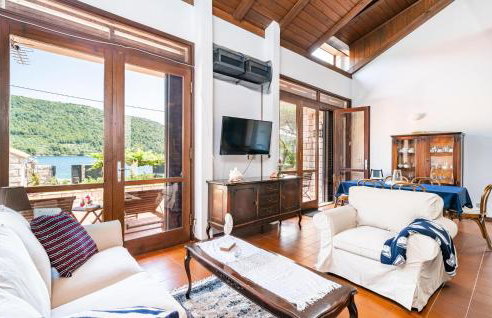 Lovely Home In Ston With Wifi - Photo 3