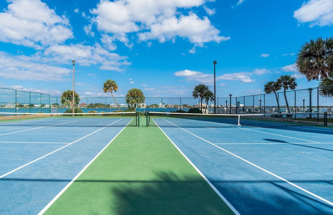 Sabine Yacht & Racquet by Southern Vacation Rentals - Foto 58