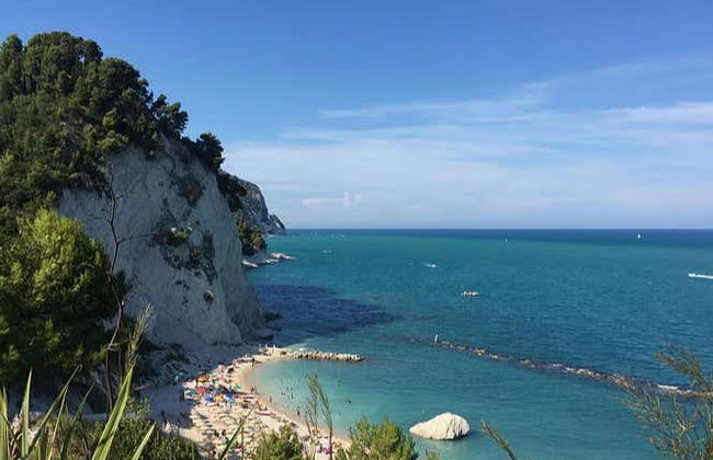 Numana Vespa Rental - Photo 6