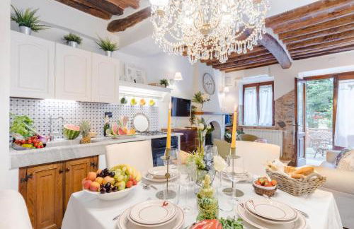 Rio delle Fate, a Fairytale Home along the Stream in Vorno, Lucca - Photo 8