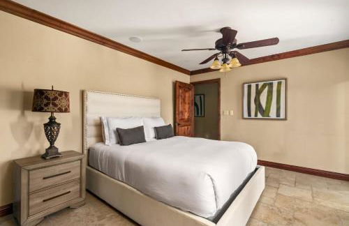 Grand Retreat Rooftop Bliss and Ocean Views - Foto 24