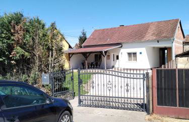 Holiday house with a big garden and free parking - Foto 22