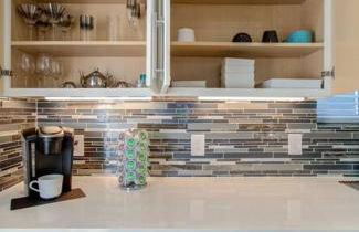 Luxurious Med Cntr/NRG Townhome - Photo 13