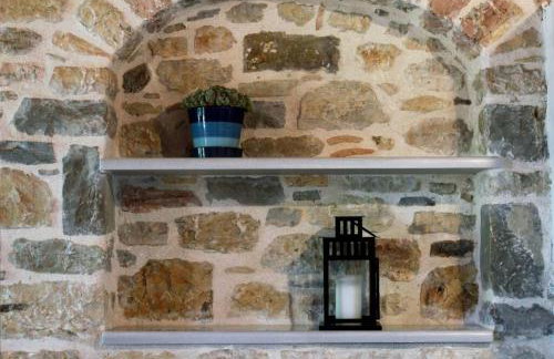 Traditional Stone House at Great Location - Foto 23