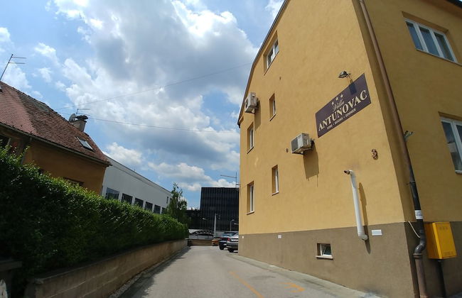 Rooms Villa Antunovac - Photo 14