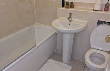 NightRest Homes Orchid NEC Free Parking 2 Toilets - Foto 27