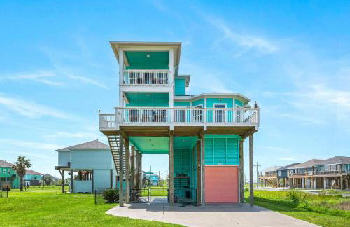 Steps to the Beach | Tiki Bar Fun | Epic Bay Views | Sleeps 8 - Foto 57