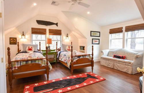 Pond-Front Home w Water Views - Foto 25