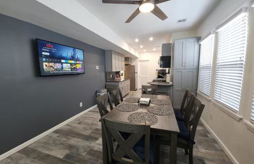 Neat Retreat-Comfortable & Cozy 2 BR,Close to all! - Foto 3