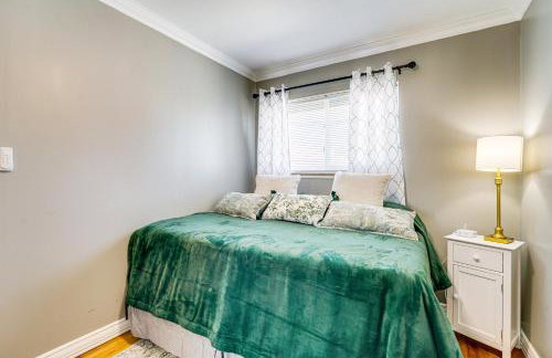 Clawson Home with Garage Walk to Stores and Dining - Photo 11