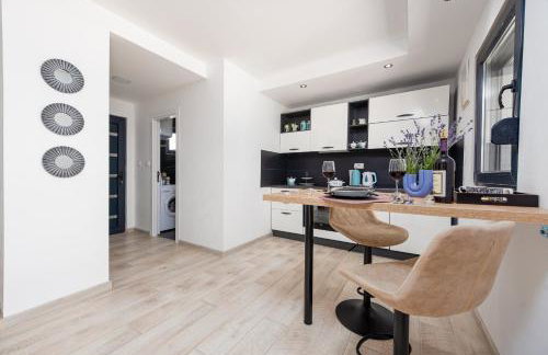 Unique Villa V with large pool - Photo 46