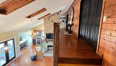 Signet Hill House - Lake Frontage - Photo 5