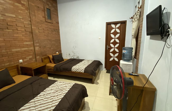 Homestay Candi Pawon Fahrurohman Syariah - Foto 5