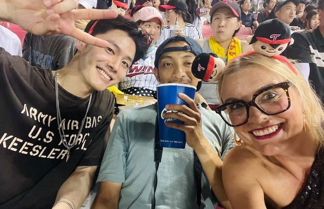 Ingresso de um jogo de beisebol ou de basquete com refeição coreana - Foto 2