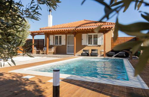 Σπίτι με πισίνα δίπλα στο αεροδρόμιο. - Foto 19