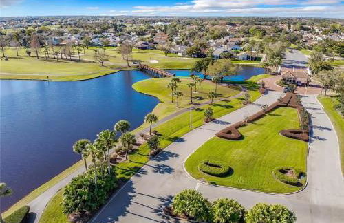 Upstay 2BR Family Condo Ventura Golf Country Club - Foto 37