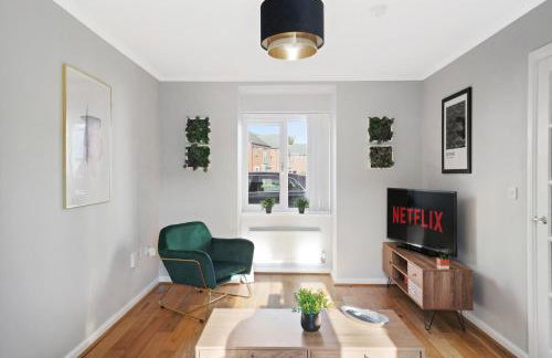 Ideal 3 bed House in Wolverhampton - Parking - Foto 8